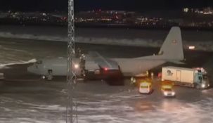 Un avión de la Fuerza Aérea Danesa llegó a Nuuk la noche del miércoles. Un avión de la Fuerza Aérea Danesa llegó a Nuuk la noche del miércoles.