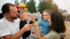 Pensiones No Contributivas y Asignaciones Familiares cuentan con beneficios particulares compatibles entre sí. Pensiones No Contributivas y Asignaciones Familiares cuentan con beneficios particulares compatibles entre sí.