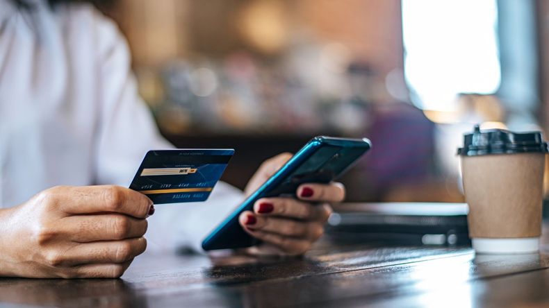 Este escenario se fortaleció con la incorporación de nuevas aplicaciones al mercado, que ofrecen cuentas remuneradas en pesos con tasas competitivas.