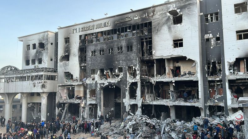 Autoridades de Gaza afirmaron que se recuperaron 48 cadáveres de un hospital.