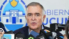 Osvaldo Jaldo, gobernador de Tucumán. Osvaldo Jaldo, gobernador de Tucumán.