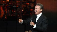 Cuánto va a cobrar Luis Miguel por la segunda temporada de su serie Cuánto va a cobrar Luis Miguel por la segunda temporada de su serie