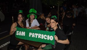 Distintos locales y cervecerías prepararon ofertas especiales. Distintos locales y cervecerías prepararon ofertas especiales.