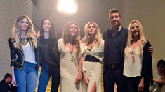 Marcelo Tinelli y Guillermina Valdés, presentes en el desfile de Micaela: fotos y videos Marcelo Tinelli y Guillermina Valdés, presentes en el desfile de Micaela: fotos y videos