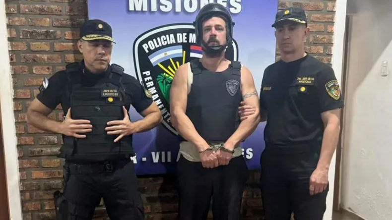 Sebastián Kiczka al ser detenido por la Policía.