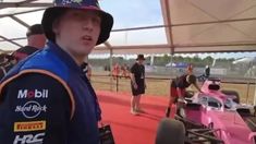 AngryGinge, Chazza y SamHam estuvieron detenidos durante 15 horas AngryGinge, Chazza y SamHam estuvieron detenidos durante 15 horas