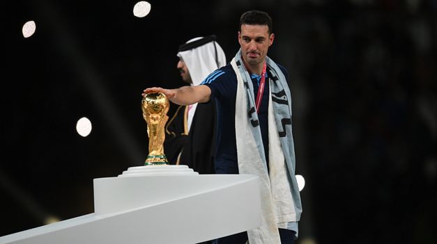 El entrenador celebró la consagración.