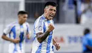 El jugador del Manchester United, el único que se expresó sobre la brutal represión en Congreso.