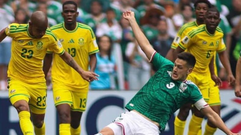 Adams sum&oacute; minutos en el partido de Sud&aacute;frica ante M&eacute;xico en el Mundial 2026.&nbsp;