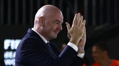 Tarjeta roja a la tarjeta azul, declaró Infantino. Tarjeta roja a la tarjeta azul, declaró Infantino.