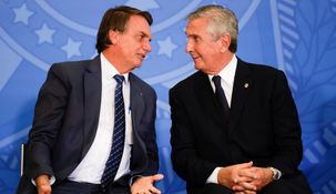 Fernando Collor de Mello junto a otro expresidente, Jair Bolsonaro. Fernando Collor de Mello junto a otro expresidente, Jair Bolsonaro.