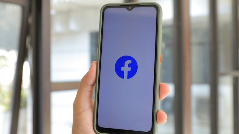 Esta práctica solución facilita la gestión de publicaciones, permitiendo una experiencia más personalizada en cada red social. 