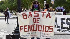 Este año fueron asesinadas 54 mujeres, una cada 26 horas. Este año fueron asesinadas 54 mujeres, una cada 26 horas.