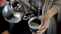 El mate se consume masivamente en Argentina, Uruguay, Paraguay y sur de Brasil.