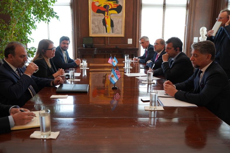 Coincidieron en la importancia de avanzar en inversiones vinculadas a la economía del conocimiento.
