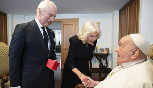 El papa Francisco recibió al rey Carlos III y la reina Camila.&nbsp;