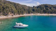 La ciudad patagónica ofrece playas de aguas cristalinas. La ciudad patagónica ofrece playas de aguas cristalinas.