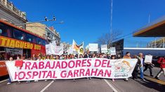 Trabajadores del Garrahan vuelven a movilizarse tras la media sanción a la emergencia pediátrica. Trabajadores del Garrahan vuelven a movilizarse tras la media sanción a la emergencia pediátrica.