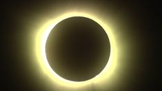 El eclipse total de Sol comienzó a verse en ciudad mexicana de Mazatlán