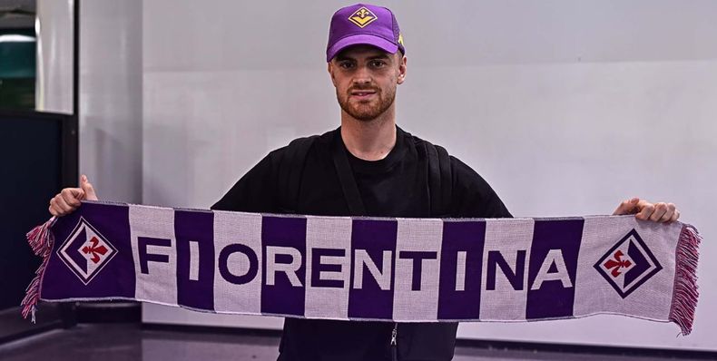 Lucas Beltrán al llegar a Fiorentina.