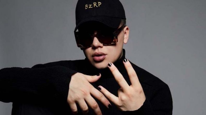 Bizarrap en Capri con un jugador de la Selección Argentina.