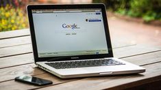 Este gestor de contraseñas te permitirá revisar las guardadas en Chrome y modificarlas a tu gusto. Este gestor de contraseñas te permitirá revisar las guardadas en Chrome y modificarlas a tu gusto.