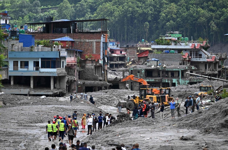 Inundaciones en Nepal causaron centenares de muertos