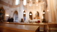 En el evangelio de Lucas, Jesús subraya que la verdadera dicha proviene de escuchar y aplicar la palabra de Dios en nuestras vidas. En el evangelio de Lucas, Jesús subraya que la verdadera dicha proviene de escuchar y aplicar la palabra de Dios en nuestras vidas.