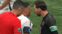 Messi fue con todo contra Cubas. Messi fue con todo contra Cubas.