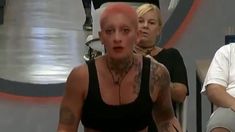 Furia se cansó de sus compañeros y explotó por la prueba semanal. Furia se cansó de sus compañeros y explotó por la prueba semanal.