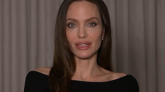 La actriz mostró sus cicatrices en TIME France y lanzó un nuevo llamado a la prevención. La actriz mostró sus cicatrices en TIME France y lanzó un nuevo llamado a la prevención.