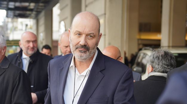 Federico Sturzenegger, el funcionario de la motosierra.
