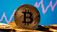 El bitcoin vuelve a subir este domingo y marca un nuevo hito. El bitcoin vuelve a subir este domingo y marca un nuevo hito.