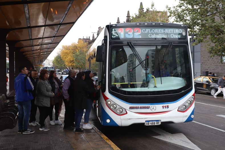 Los colectivos aumentarían las próxima semana.