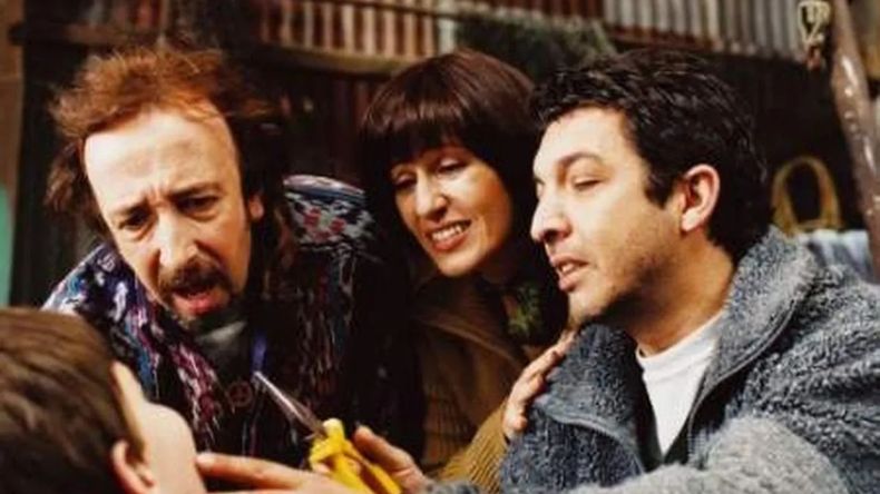 Su desembarco en la plataforma el 15 de diciembre la impulsó rápidamente entre las más vistas, consolidándose como una elección ideal para ver en familia durante las fiestas por su mensaje de unión, compromiso y resistencia colectiva. Su desembarco en la plataforma el 15 de diciembre la impulsó rápidamente entre las más vistas, consolidándose como una elección ideal para ver en familia durante las fiestas por su mensaje de unión, compromiso y resistencia colectiva.