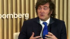Milei habló sobre el dólar en una entrevista con Bloomberg. Milei habló sobre el dólar en una entrevista con Bloomberg.
