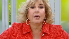 La conductora se indignó al aire por el recorte de los medicamentos a los jubilados por parte del Gobierno. La conductora se indignó al aire por el recorte de los medicamentos a los jubilados por parte del Gobierno.