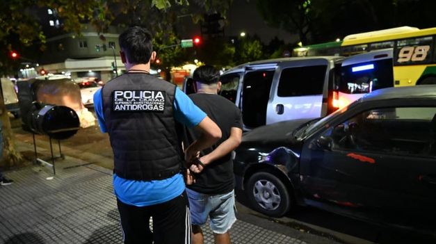 La Policía detuvo a seis personas tras un operativo.
