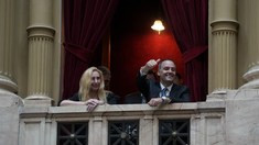 Karina Milei y Manuel Adorni. Karina Milei y Manuel Adorni.