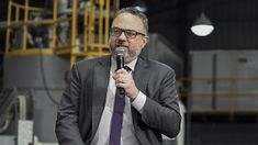 El ministro compartió con el mandatario un acto en San Juan. El ministro compartió con el mandatario un acto en San Juan.