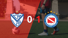a argentinos juniors no le sobro nada, pero vencio a velez en su casa por 1 a 0