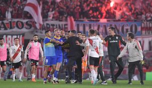 Investigan a tres jugadores por los incidentes en el campo de juego tras el gol de River