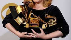 Este domingo se llevarán a cabo los Premio Grammy. Este domingo se llevarán a cabo los Premio Grammy.