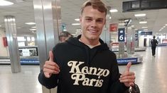 Ignacio Miramón llegó a la Argentina para sumarse a Boca. Ignacio Miramón llegó a la Argentina para sumarse a Boca.