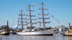 Los tripulantes volvieron al puerto de Buenos Aires luego de 5 meses de expedición por el continente americano Los tripulantes volvieron al puerto de Buenos Aires luego de 5 meses de expedición por el continente americano