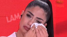 Daniela Celis tuvo que suspender su debut en el Gran Rex. Daniela Celis tuvo que suspender su debut en el Gran Rex.