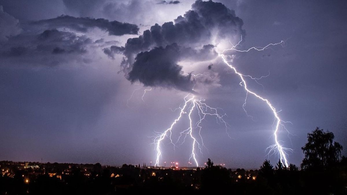 Vuelven las lluvias y tormentas: rige una alerta meteorológica amarilla para varias provincias de Argentina