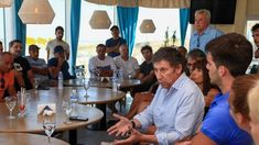 Gustavo Posse recorrió Pinamar y advirtió: Posse en Pinamar: Los radicales vamos a competir en la Provincia.