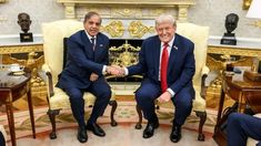 El primer ministró de Pakistán junto a Donald Trump. El primer ministró de Pakistán junto a Donald Trump.