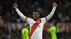 Nicolás De la Cruz convirtió el segundo gol de River contra Barracas. Nicolás De la Cruz convirtió el segundo gol de River contra Barracas.